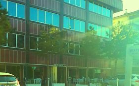 Marya Hotel